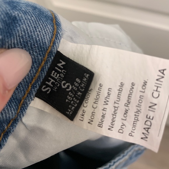 SHEIN high waisted jean shorts - Picture 3 of 3